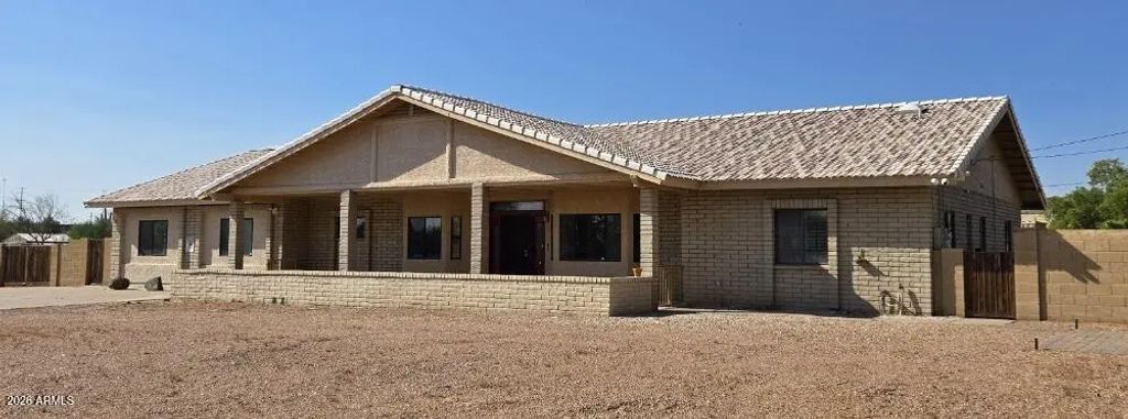 9138 E Dennis Street, Mesa