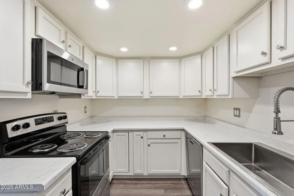 12440 N 20th Street (unit 106), Phoenix