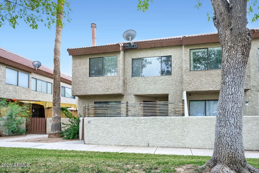 2040 S Longmore -- (unit 67), Mesa