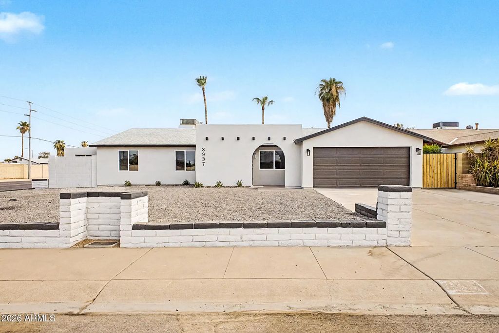 3937 E Andorra Drive, Phoenix