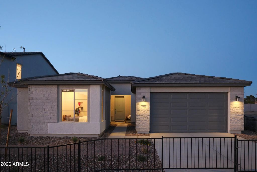 5022 W Capistrano Avenue, Laveen