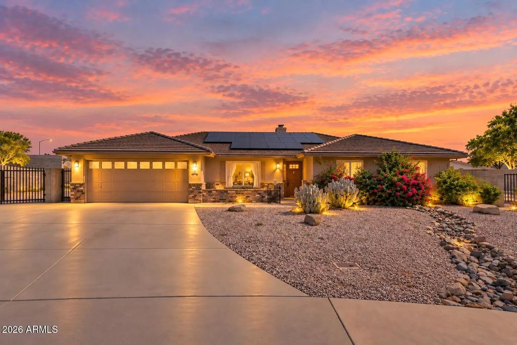 5362 E Dolphin Avenue, Mesa