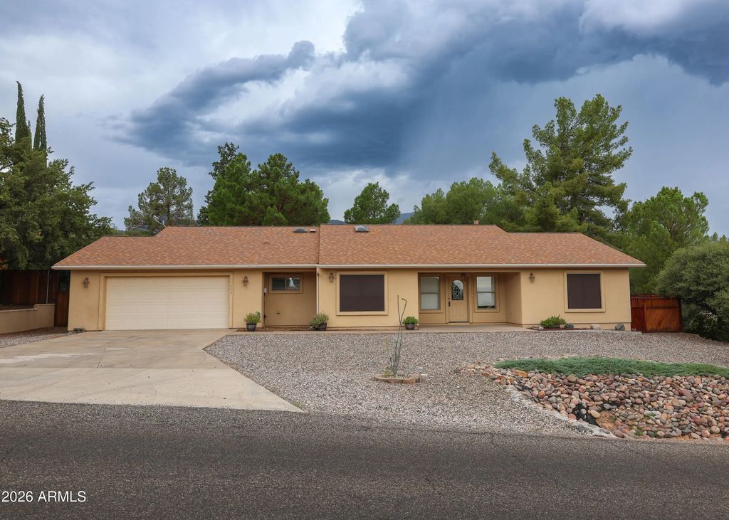 445 E Rancho Vista Way E, Cottonwood