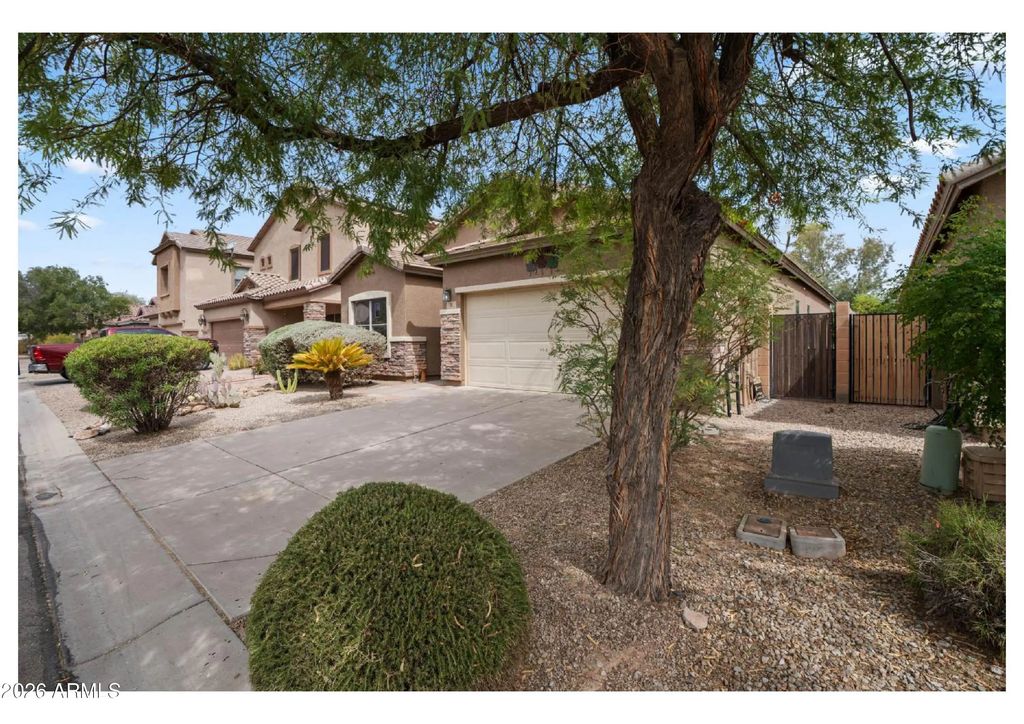 98 W Desert Vista Trail, San Tan Valley