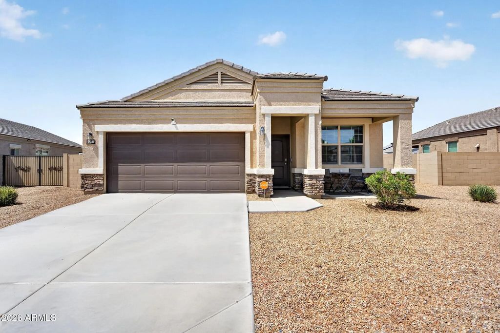 25666 W Desert Drive, Buckeye