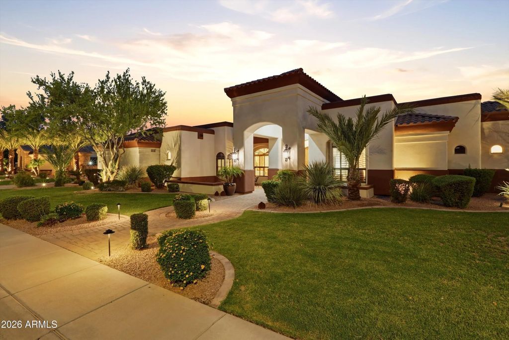 4406 E Capricorn Place, Chandler