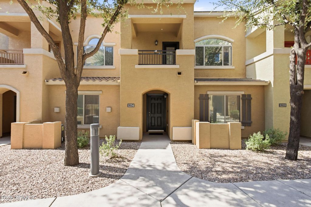 240 W Juniper Avenue (unit 1234), Gilbert