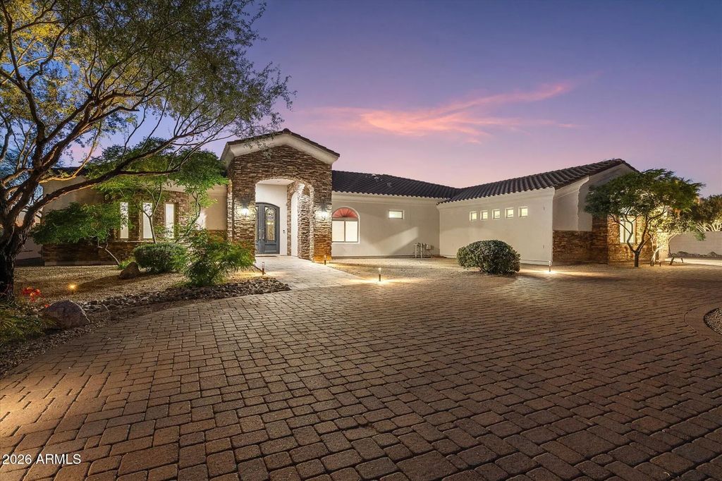 36424 N 27th Street, Cave Creek