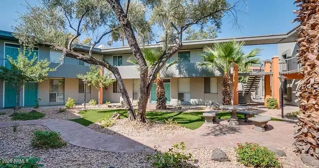 1930 E Camelback Road (unit S2u), Phoenix