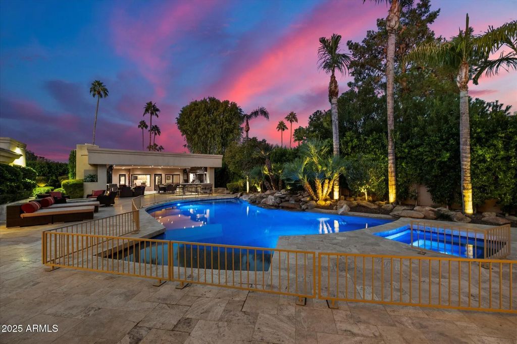 6038 E Sunnyside Drive, Scottsdale