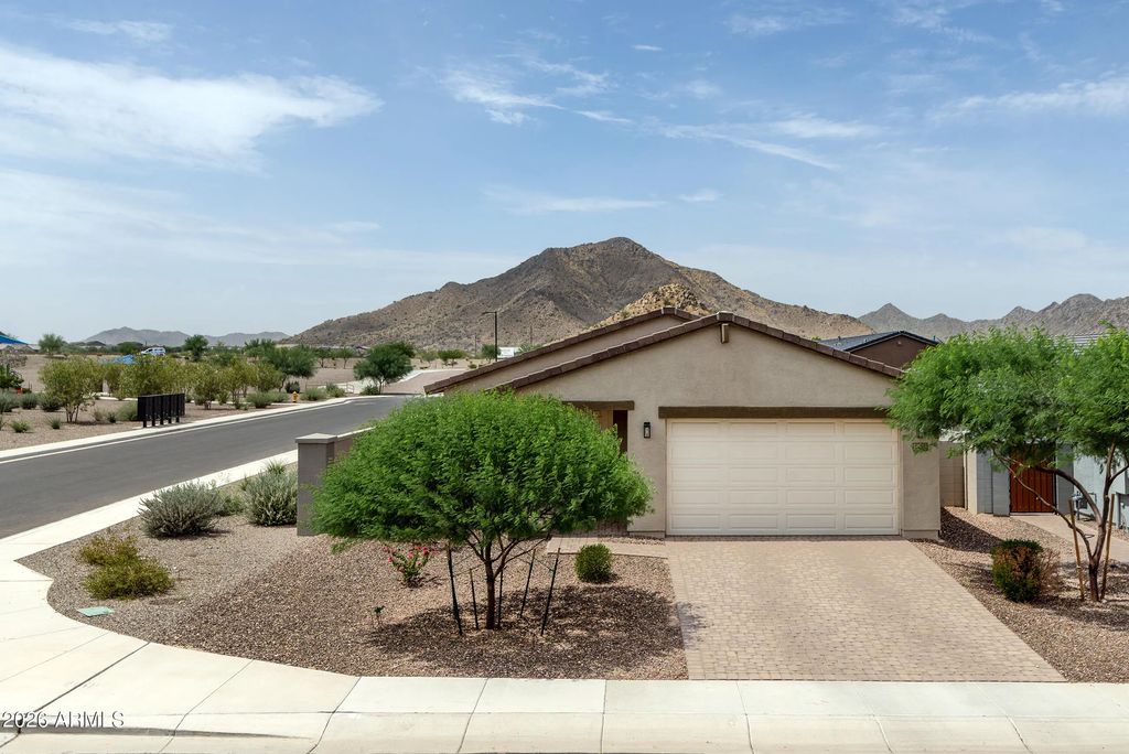 4457 W Hunter Trail, San Tan Valley