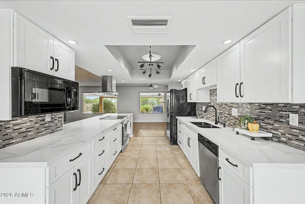 9433 W Hutton Drive, Sun City
