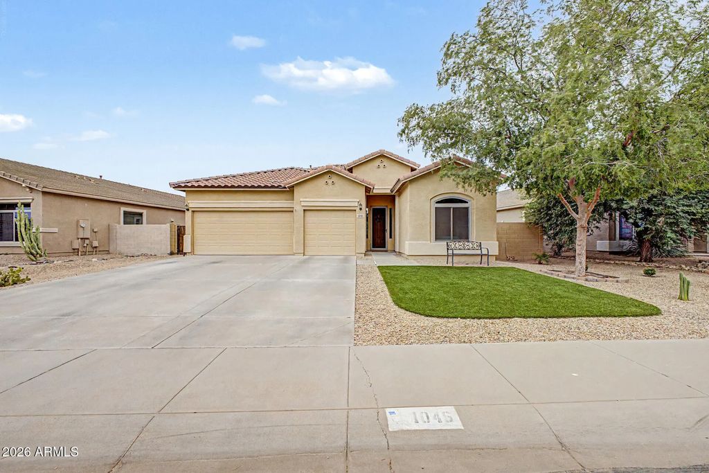 1046 W Ayrshire Trail, San Tan Valley