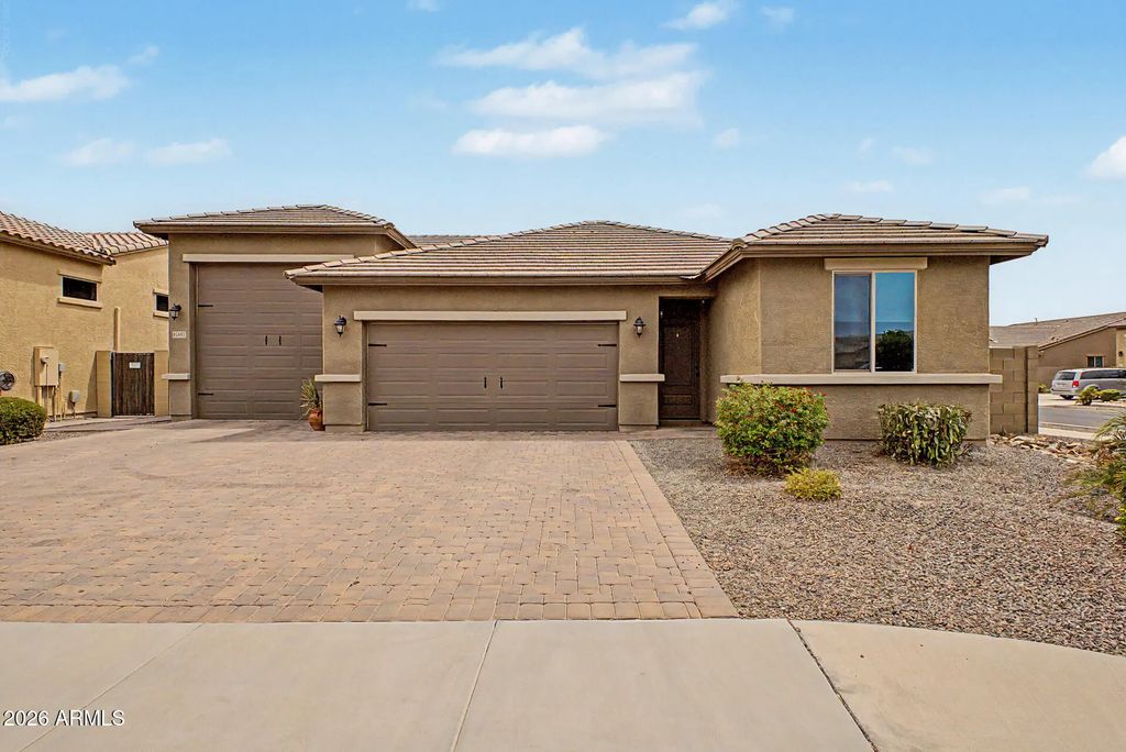 18465 W Foothill Drive, Surprise