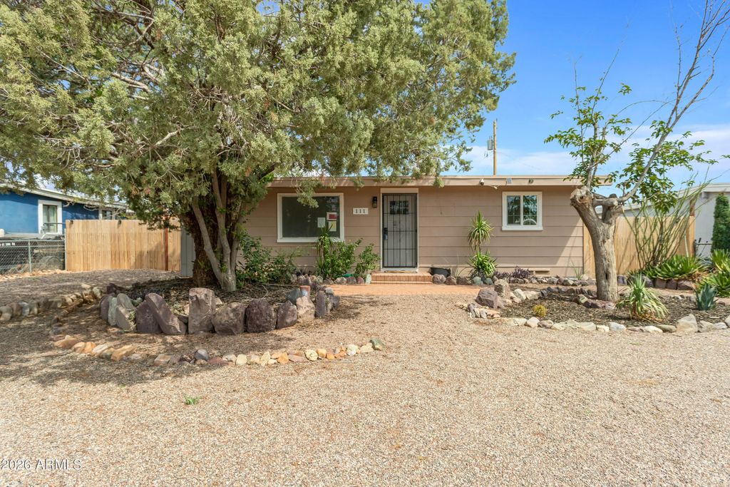 111 E Apache Street, Huachuca City