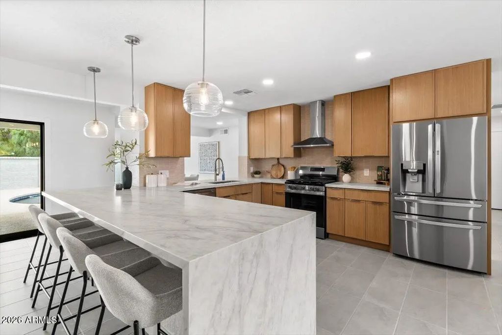 3926 E Laurel Lane, Phoenix