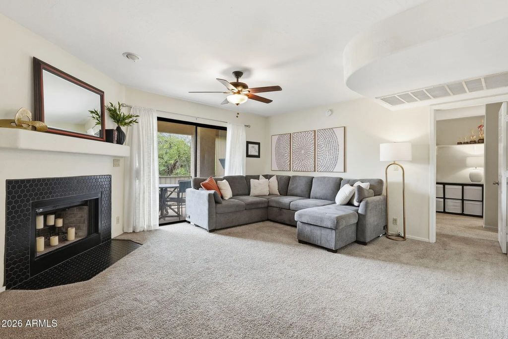 14910 N Kings Way (unit 204), Fountain Hills
