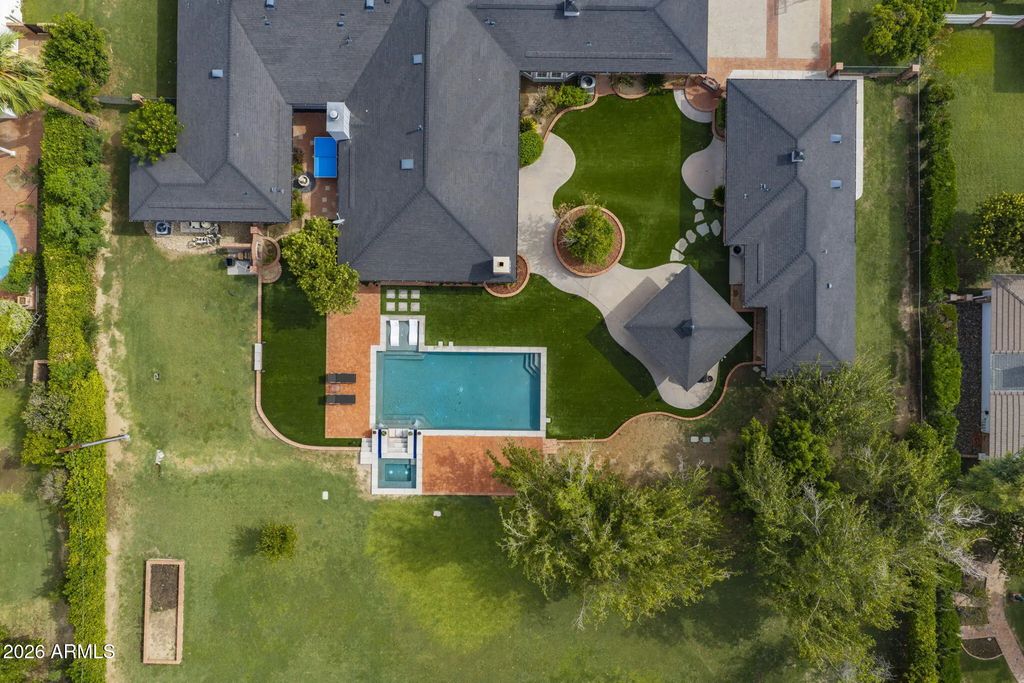 334 E Glenn Drive, Phoenix