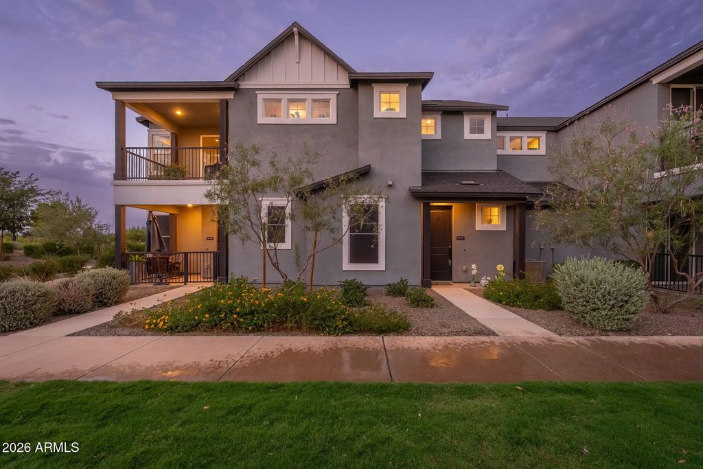 11300 N Casa Dega Drive (unit 1039), Surprise