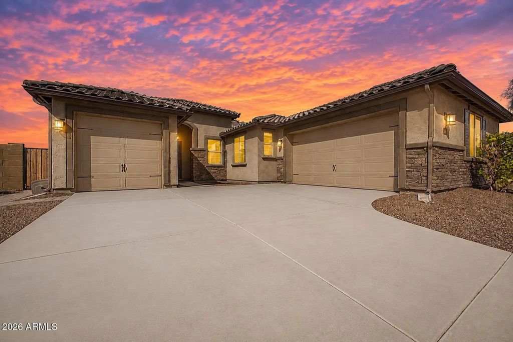 18236 W Sandlewood Drive, Goodyear