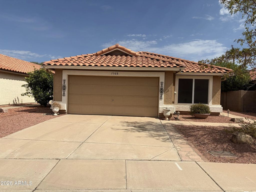 7568 W Kerry Lane, Glendale