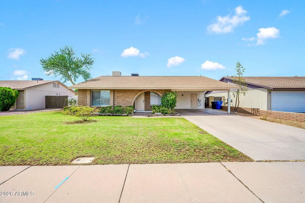 2535 E Hopi Avenue, Mesa