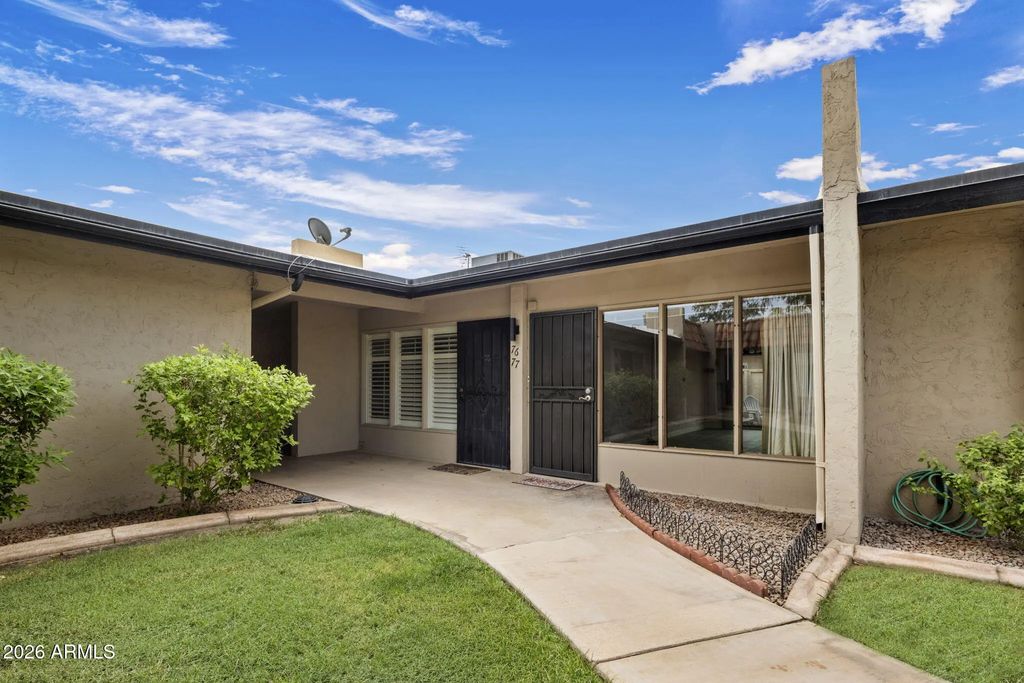 1320 E Bethany Home Road (unit 77), Phoenix