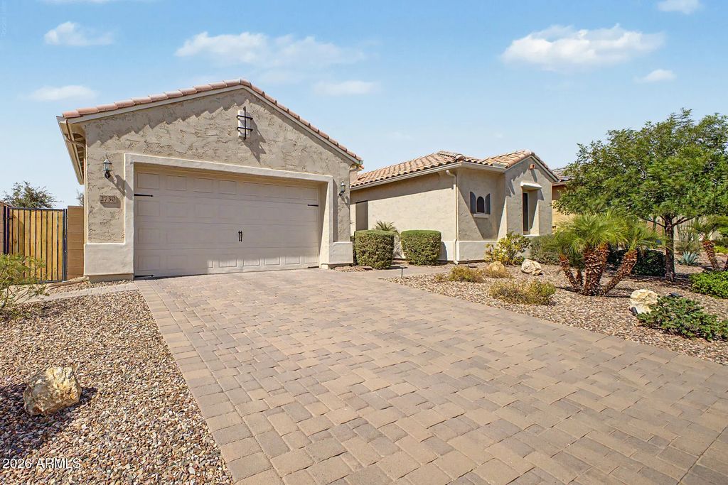 2730 E Indian Wells Drive, Gilbert
