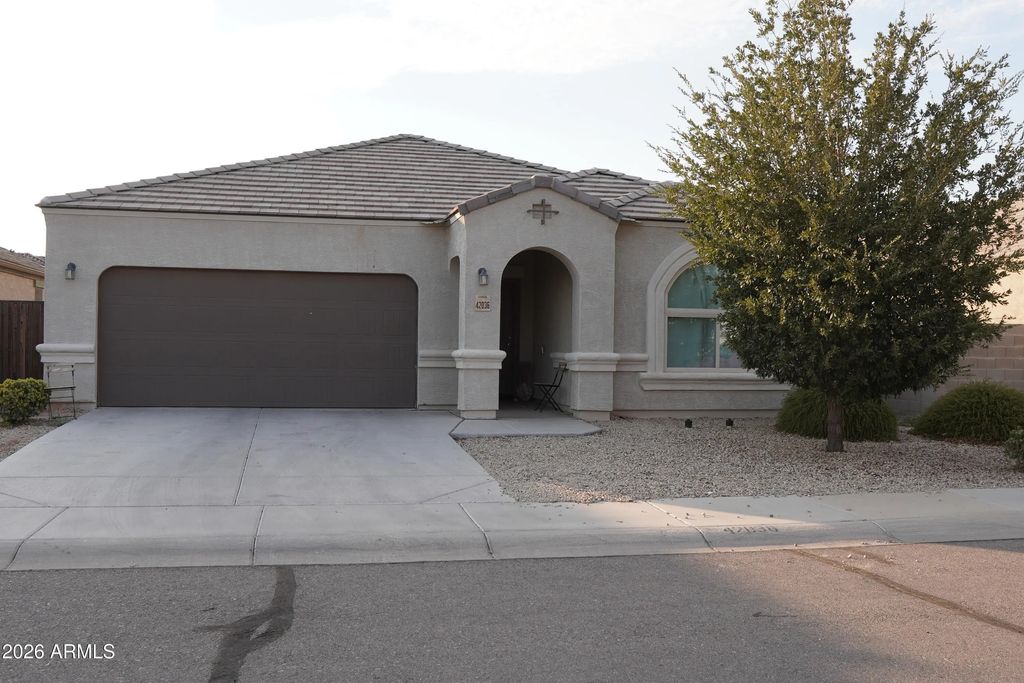 42036 W Quinto Drive, Maricopa