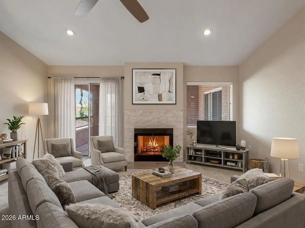 9745 N 95th Street (unit 227), Scottsdale