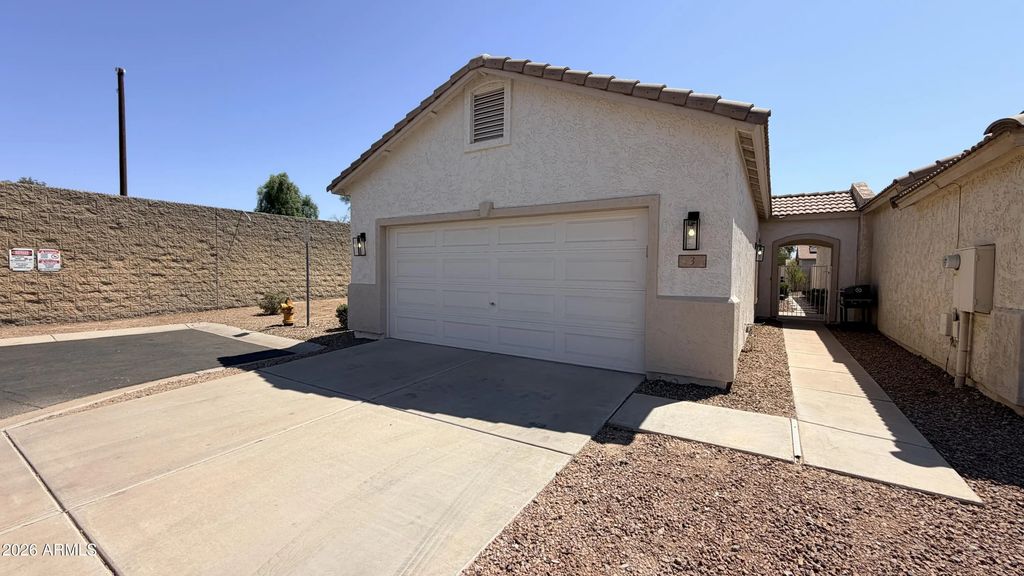 3 S Laveen Place, Chandler