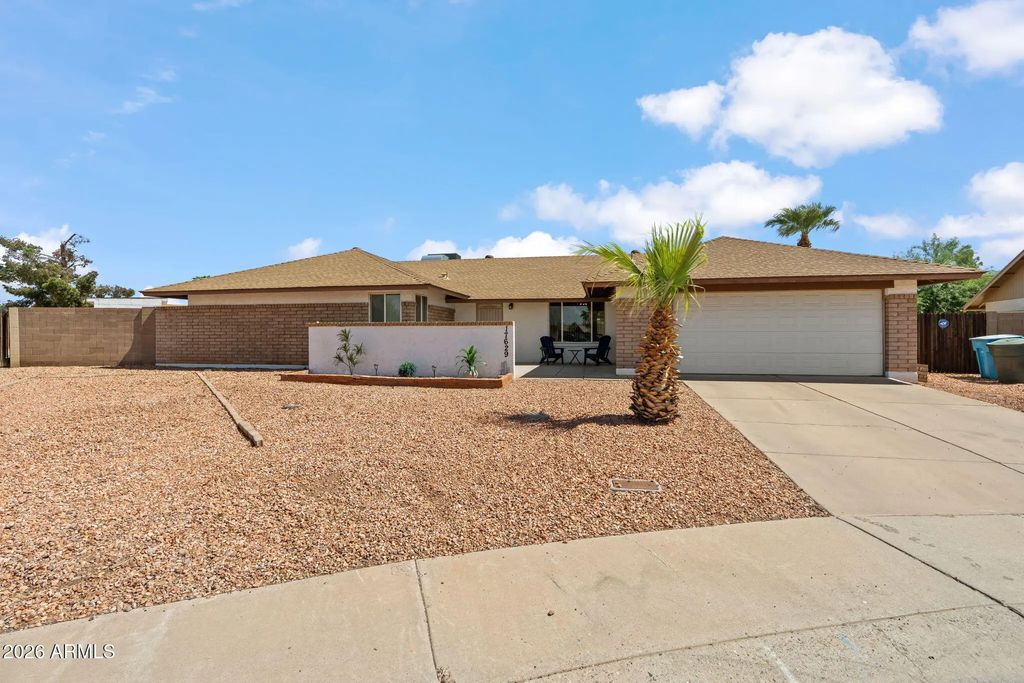 17629 N 39th Drive, Glendale