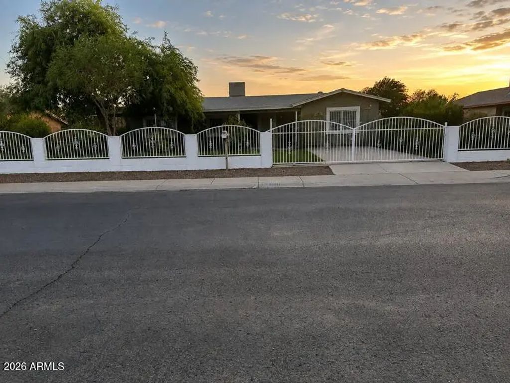 14406 N 4th Avenue, El Mirage