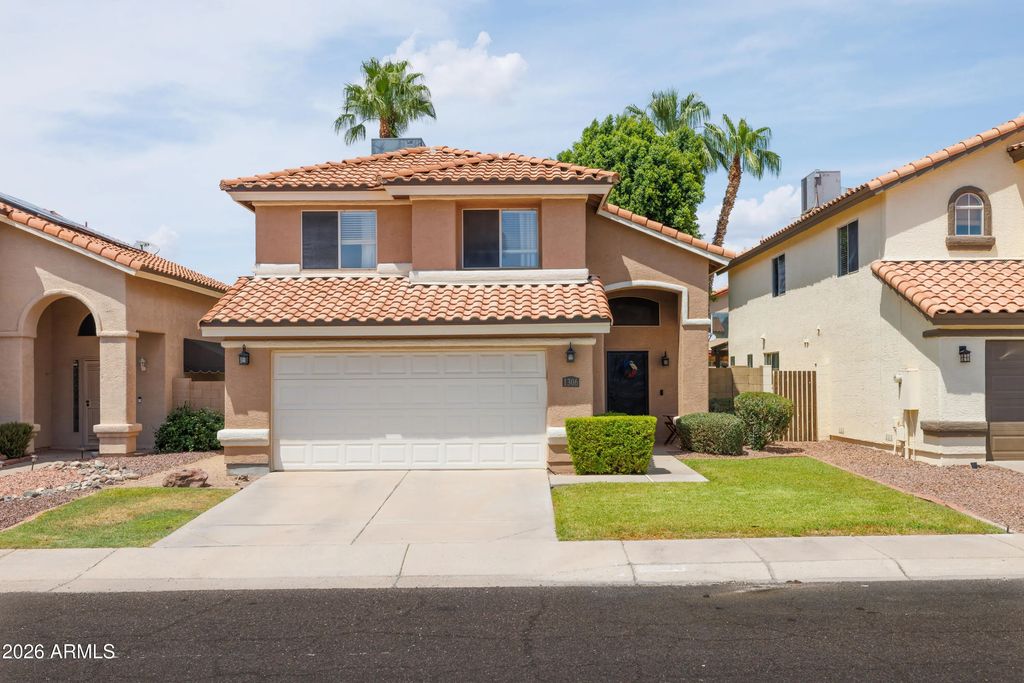 1306 E Helena Drive, Phoenix