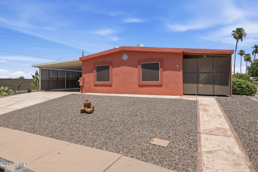2205 N Higley Road, Mesa
