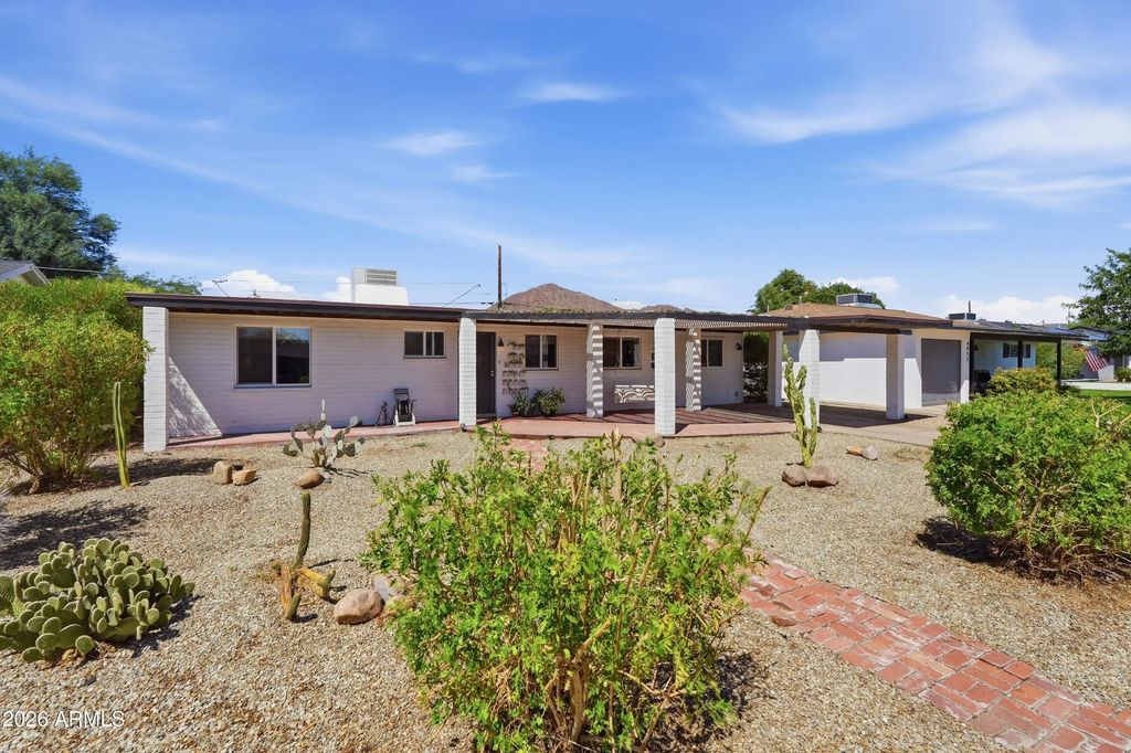 4846 E Fairmount Avenue, Phoenix