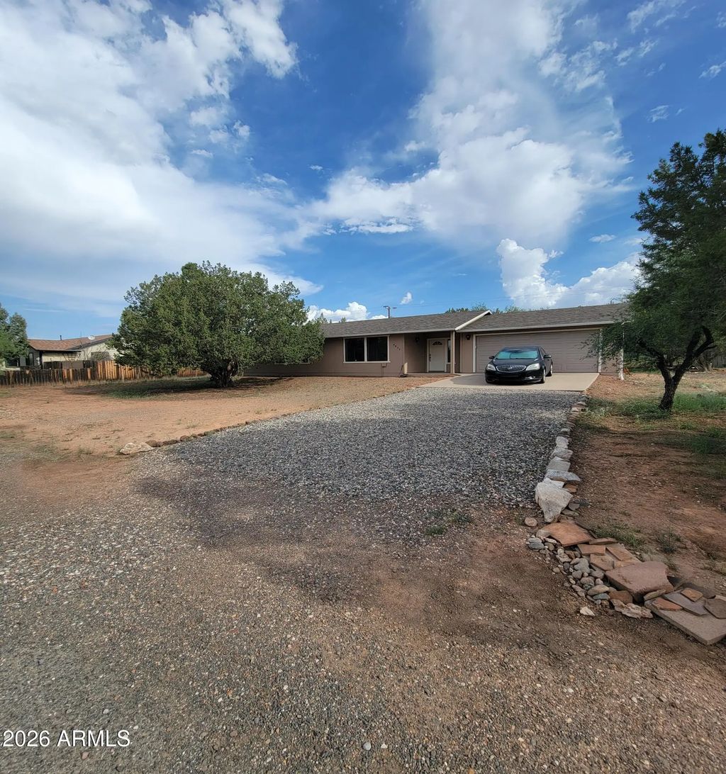 4835 E Geronimo Road, Rimrock