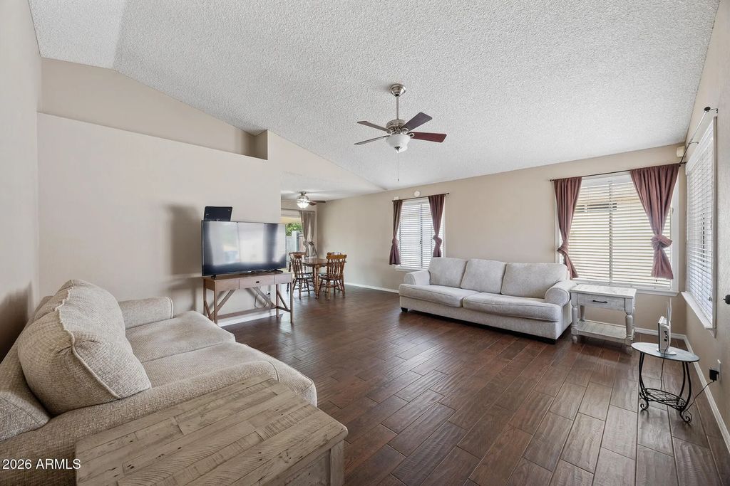 2111 E Paradise Lane, Phoenix