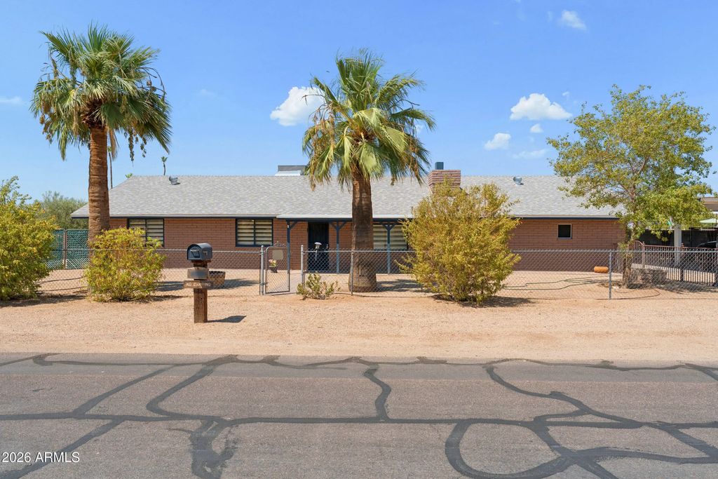 13202 W Ocotillo Road, Glendale