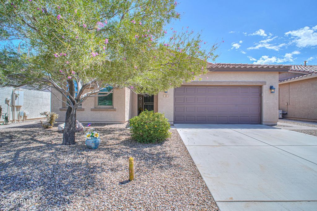 324 N Monterey Court, Casa Grande