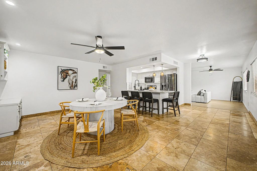 5432 W Dahlia Drive, Glendale