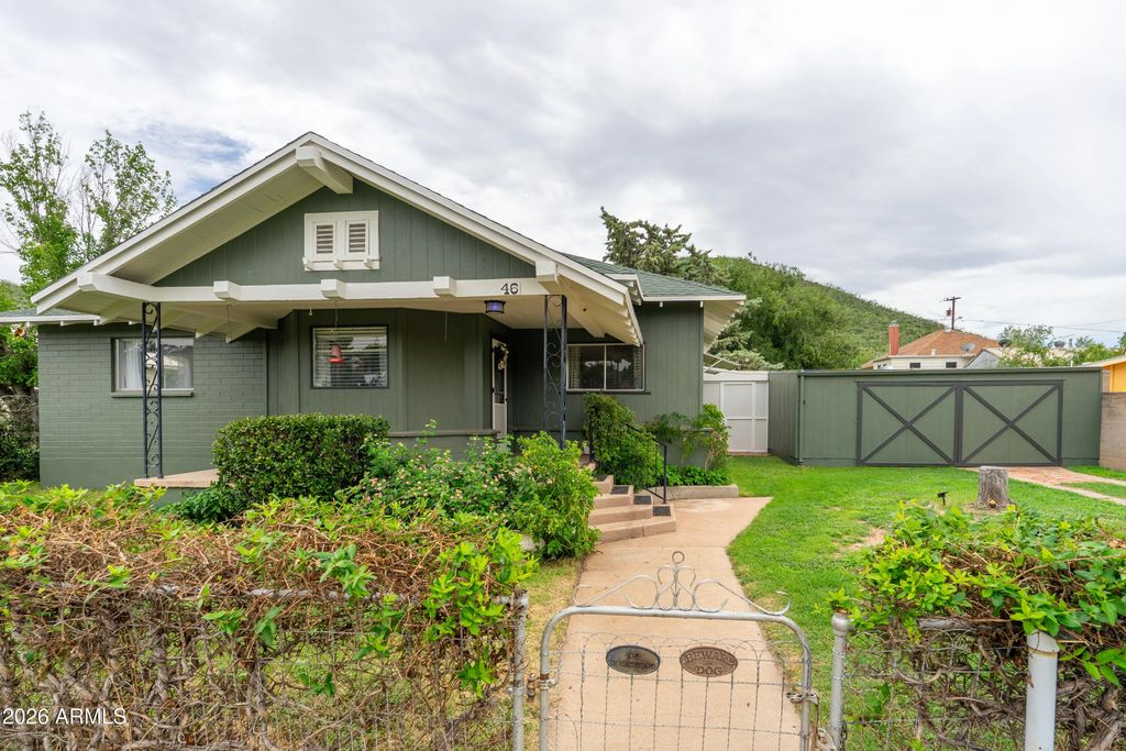 46 Black Knob View, Bisbee