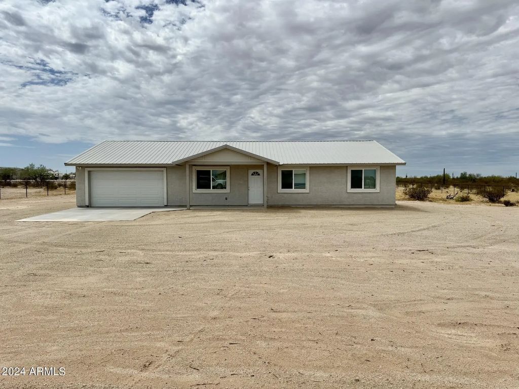 20661 E Leavitt Lane, Florence