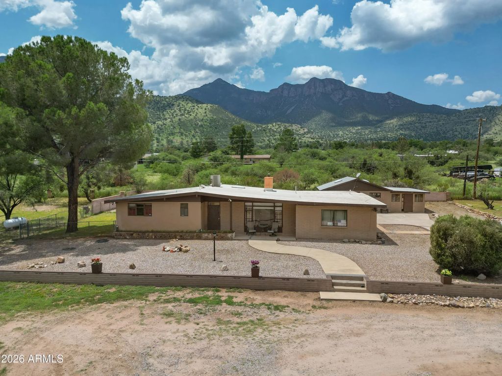 8056 S Vato Lane, Hereford