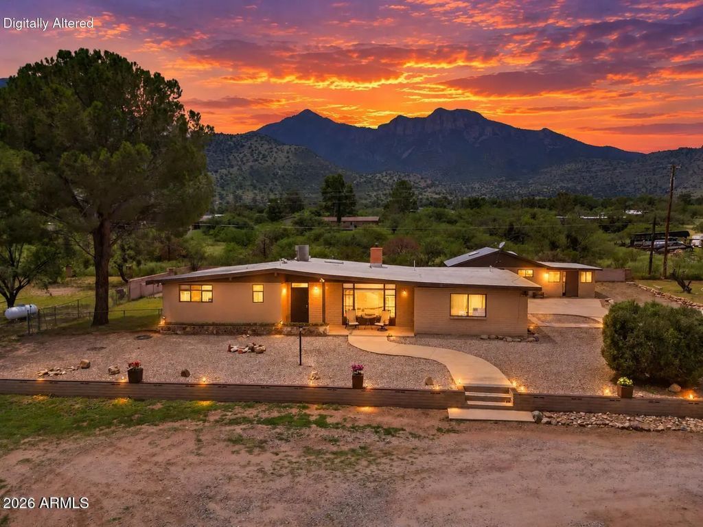 8056 S Vato Lane, Hereford