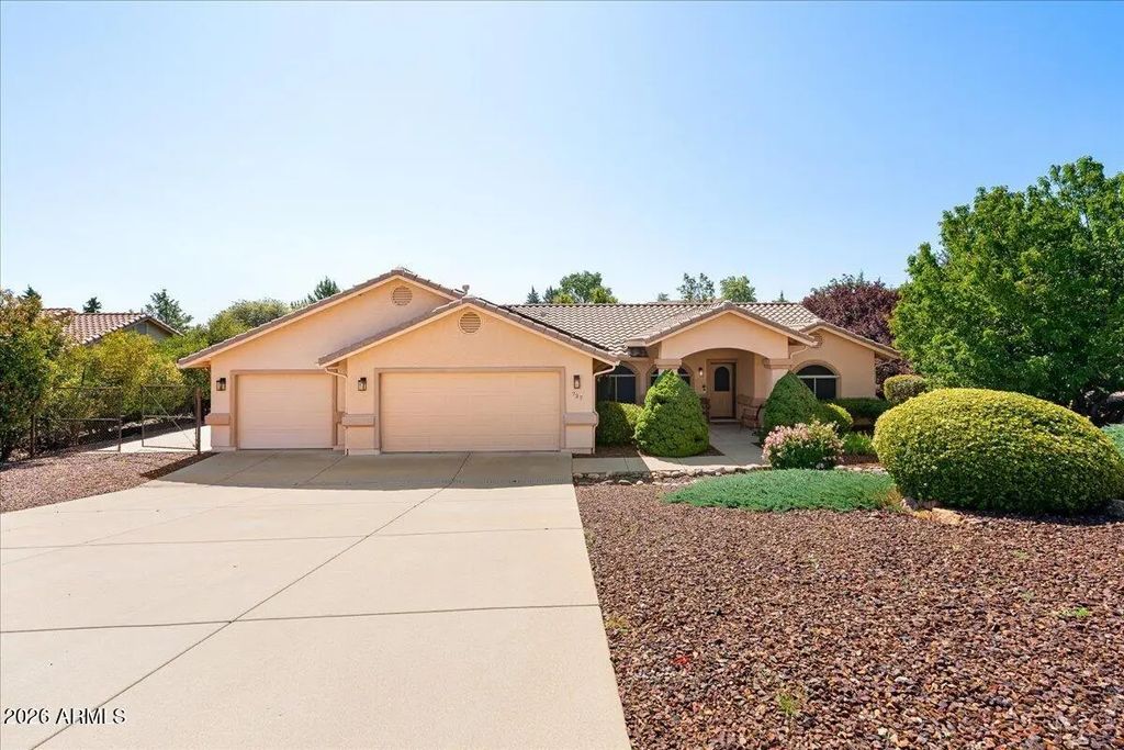 737 Peppermint Way, Prescott