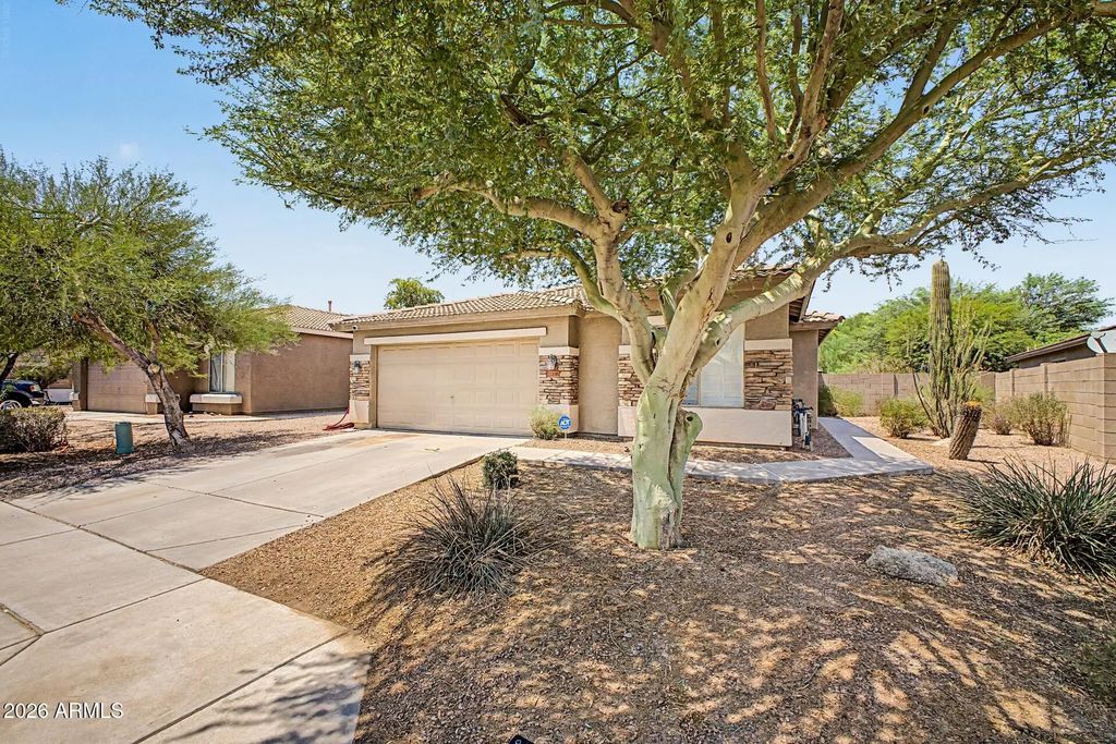 33198 N Cat Hills Avenue, San Tan Valley
