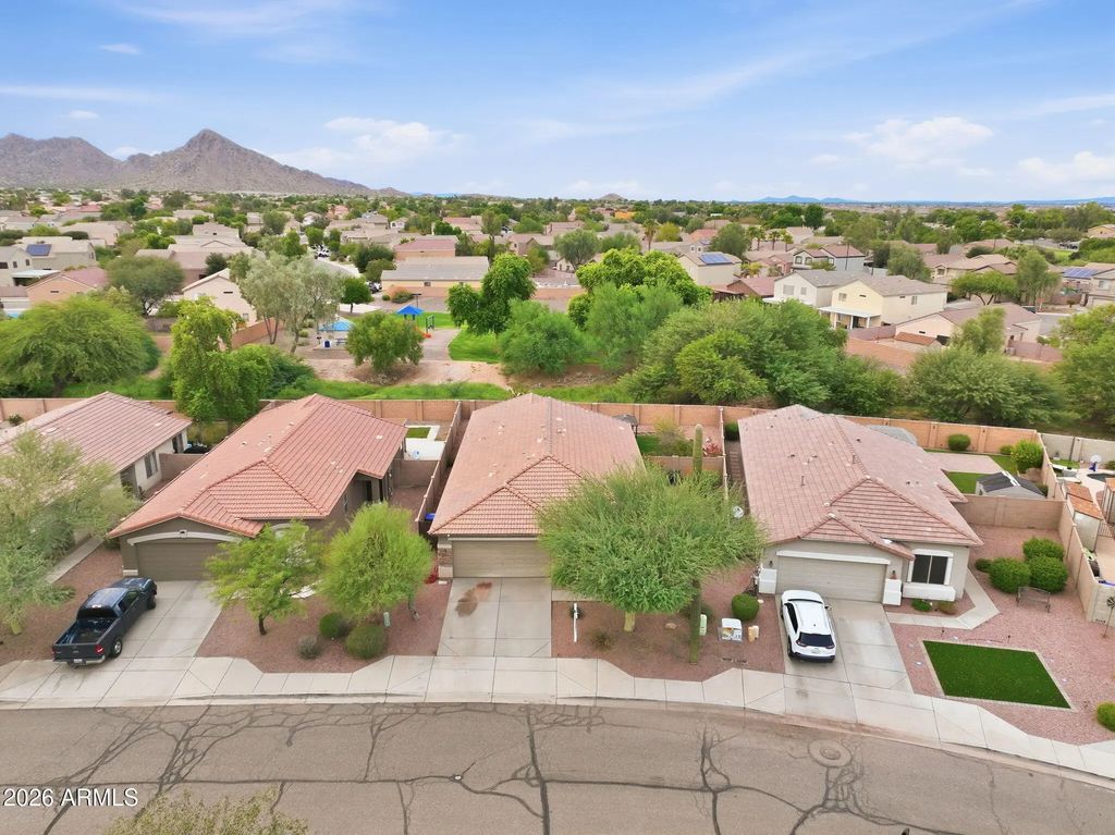 33198 N Cat Hills Avenue, San Tan Valley