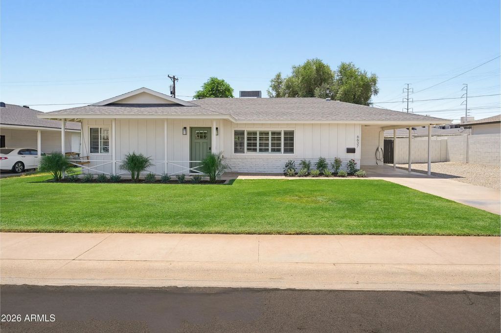 6637 E Hubbell Street, Scottsdale