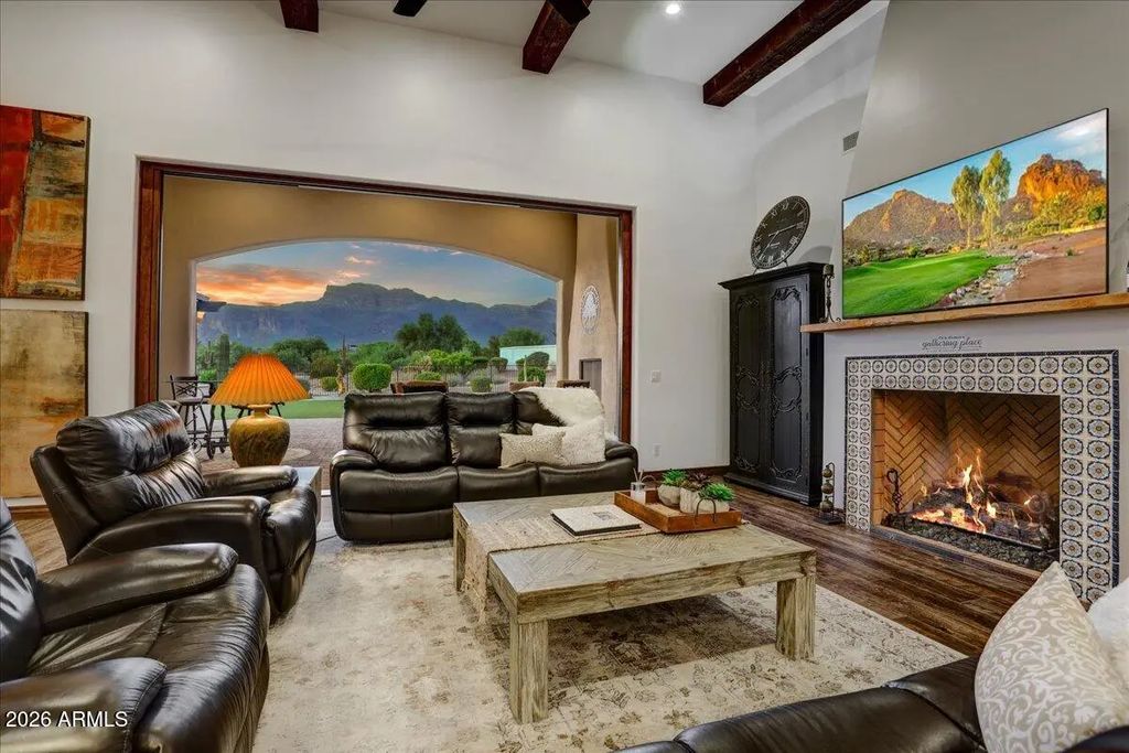 6860 E Gray Fox Court, Gold Canyon
